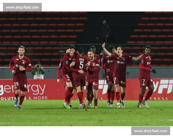 法甲焦点对决巴黎vs波城强强碰撞看点全面解析赛前走势与关键球员前瞻