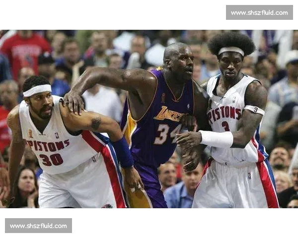 巅峰对决回顾科比率湖人鏖战骑士书写传奇之夜震撼全场经典时刻